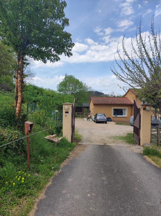 Ferienwohnung F2 Exterieur Lit King Size Brives-Charensac Exterior foto